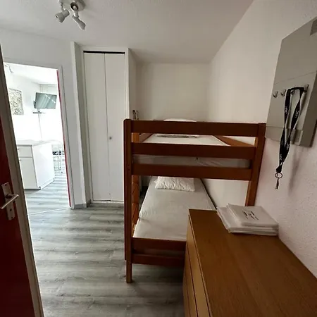 2 Pieces, 27m2, Le Couchant, Piscine, Plage A 150m Apartment
